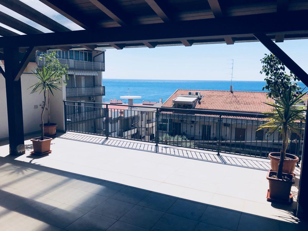 Appartamento Gambero Beach Santa Teresa di Riva Kültér fotó
