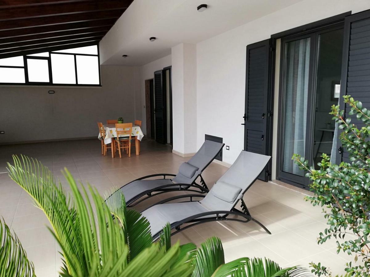 Appartamento Gambero Beach Santa Teresa di Riva Kültér fotó